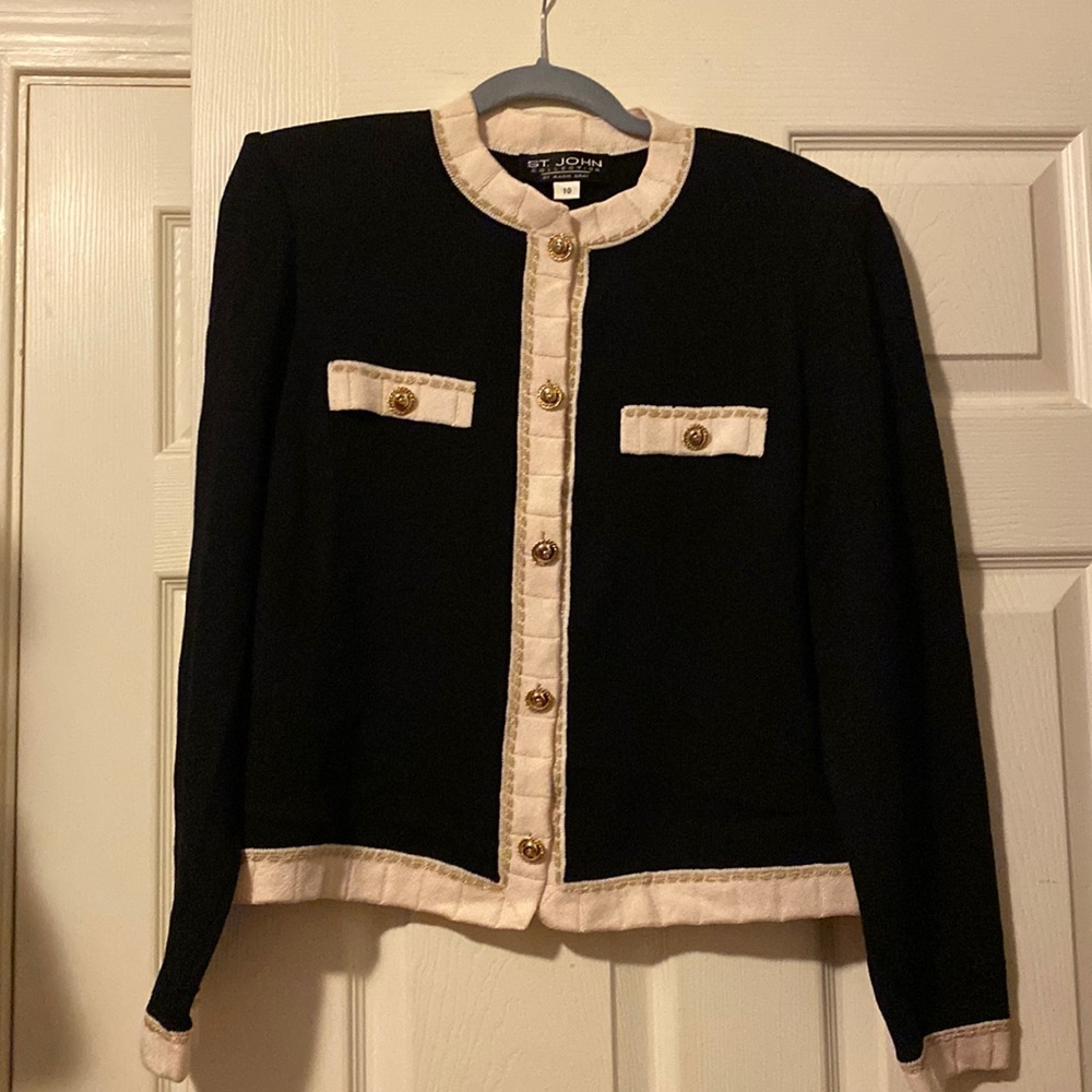 ST JOHN Collection, black with cream outline, sz 10. Like new!!